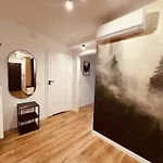 Kobiela Luxury Loft Center アパート *