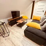 Kobiela Luxury Loft Center アパート