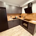 Kobiela Luxury Loft Center アパート *