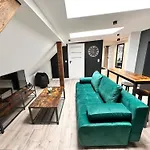 Kobiela Luxury Loft Center * カトヴィツェ