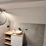 Kobiela Luxury Loft Center アパート