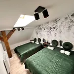 アパート Kobiela Luxury Loft Center カトヴィツェ