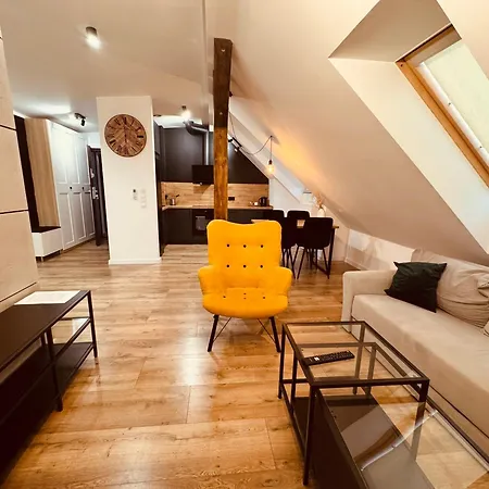 Kobiela Luxury Loft Center *