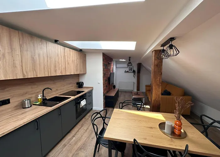 Kobiela Luxury Loft Center